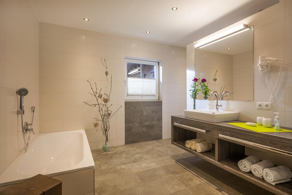 Riemenerhof Villa Fuegen Ngoại thất bức ảnh