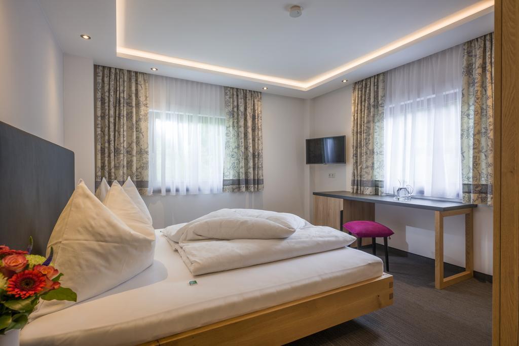 Riemenerhof Villa Fuegen Ngoại thất bức ảnh
